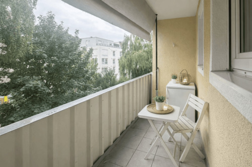 Balkon KI optimiert - 2 Zimmer Etagenwohnung in Ingolstadt