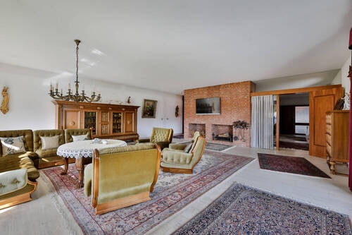 Wohnzimmer mit Kamin - 
