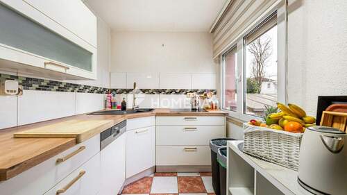 EG Küche 1 - 6 Zimmer Mehrfamilienhaus, Wohnhaus zum Kaufen in Köngen