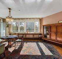 +++ bequem & altersgerecht - ÖPNV & Geschäfte vor der Tür - 1.OG mit Süd-Balkon - TL-Bad - modernisierungsbedürftig +++ - Stuttgart Rot