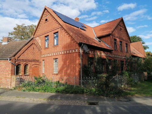 Westseite - 1 Zimmer Mehrfamilienhaus, Wohnhaus zum Kaufen in Lemgow