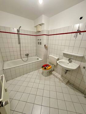 Bad - Etagenwohnung mit 50,80 m² in Ronnenberg zur Miete