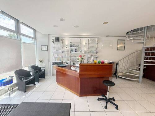 Eingangsbereich - 2 Zimmer Gewerbeobjekt (Büro, Produktion, Verkauf) zur Miete in München