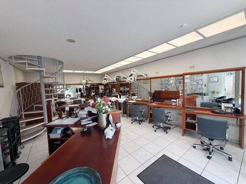 Ladenfläche EG - Gewerbeobjekt (Büro, Produktion, Verkauf) in München zur Miete