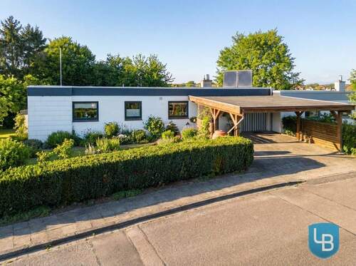 Reihenhausbungalow - Modernisiert, vielseitig, nahezu bezugsfertig - Bungalow mit besonderem Wohnkonzept