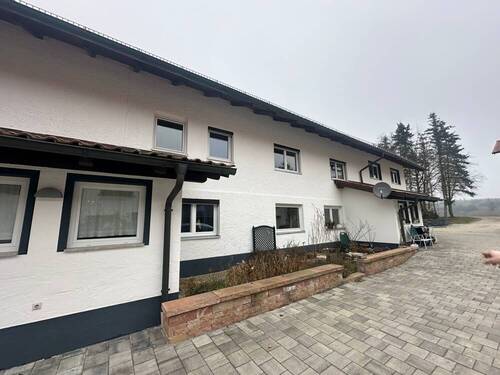 Außenansicht (1) - Anwesen mit 5 Wohnungen und Nebengebäuden Nähe Neuhaus am Inn