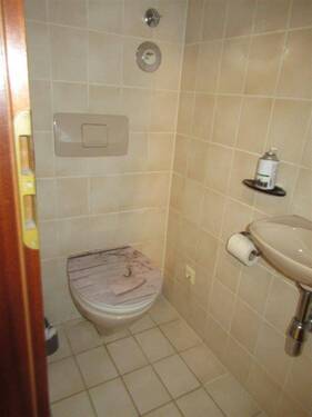 WC - 