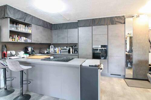 Küche - Komfortables Wohnen mit Freizeitfaktor: Balkon, Sauna & Pool