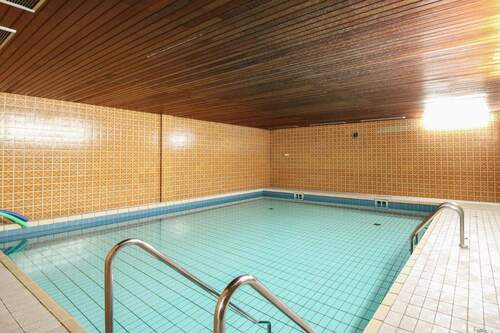 Schwimmbad UG - 