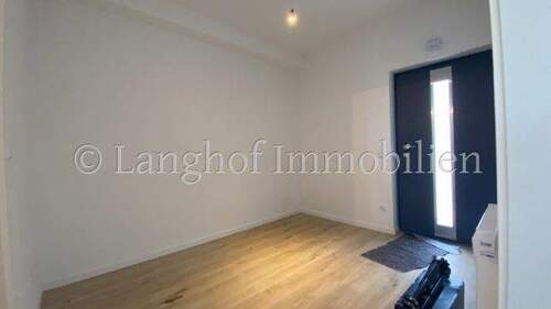 Eingangsbereich - Etagenwohnung mit 80,40 m&sup2; in Schwarzenbruck zum Kaufen