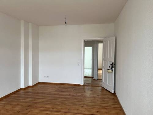 Wopgnzimmer 02.JPG - 2 Zimmer Etagenwohnung zum Kaufen in Berlin