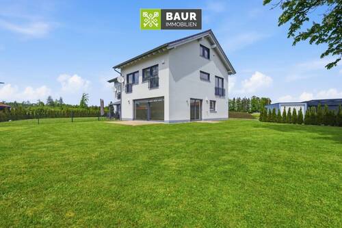 Außen - 4 Zimmer Doppelhaushälfte zum Kaufen in Horgenzell
