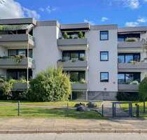 Viel Licht & gute Substanz - Ihre helle 2-Zimmer-Wohnung mit Loggia in ruhiger Lage - Bad Oldesloe