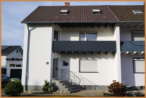 Ansicht Eingang - Wohnen mit Herz und Gartenidylle - Charmantes 2-Familien-Haus in begehrter Lage von Gengenbach