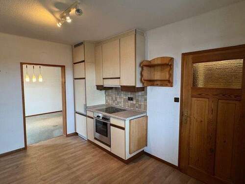  Küche mit Blick zum Esszimmer - 