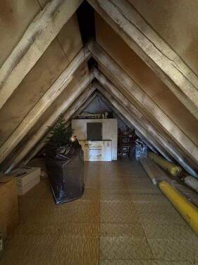 Ausschnitt vom Dachboden - 