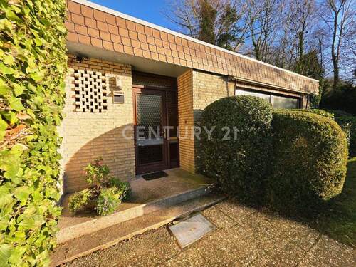 Hauseingang - 5 Zimmer Bungalow zum Kaufen in Wilhelmshaven