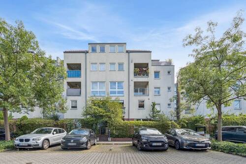 Hausansicht - 2 Zimmer Etagenwohnung zum Kaufen in Berlin