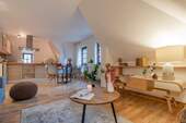 Offener Wohn- und Essbereich (Dachgeschoss) - 