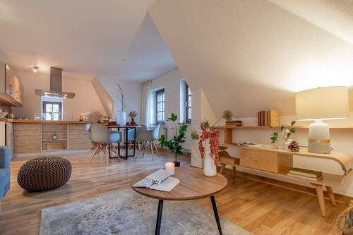 Offener Wohn- und Essbereich (Dachgeschoss) - 