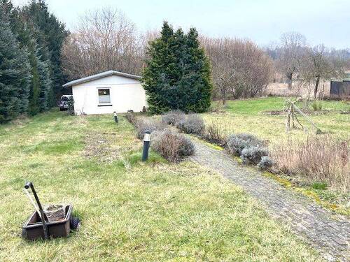 Grundstück/ Bungalow - 