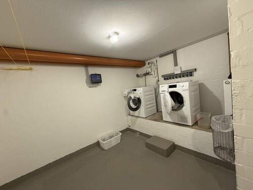 Gemeinschaftswaschraum - 