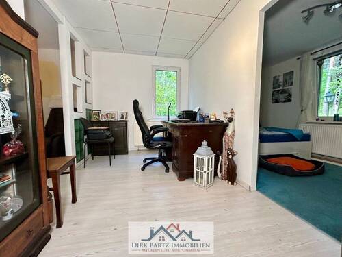 Zimmer 3 - 
