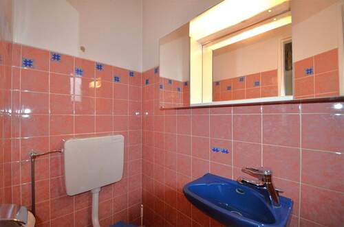 Gäste-WC - 4 Zimmer Doppelhaushälfte in Berlin