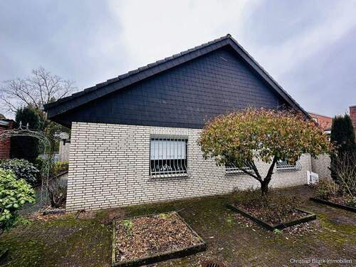 Rückansicht - 3 Zimmer Einfamilienhaus in Bremervörde
