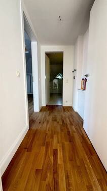Flur zum Bad/Schlafzimmer - 
