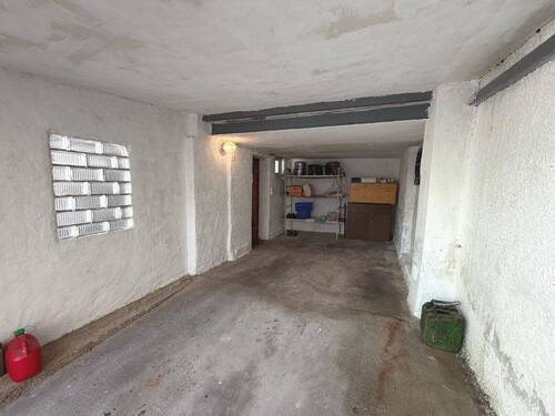 Garage - 
