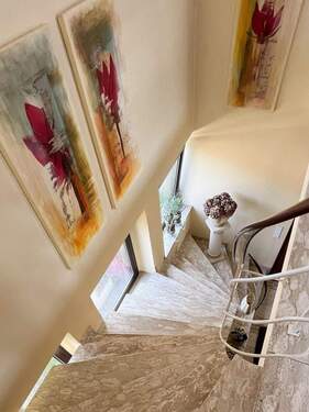 Treppe mit Marmor belegt - 