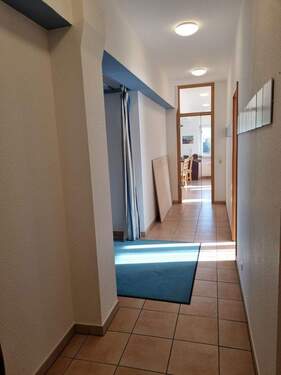 Flur Blick zum Wohnzimmer - 