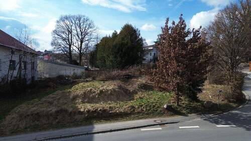 Drohnenaufnahme - Attraktives Baugrundstück für Gewerbe oder Mischbebauung an einer Ortsausfallstraße in Viechtach