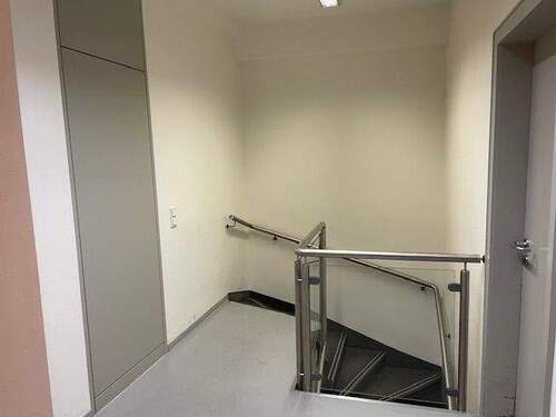 Treppenabgang zum Keller - 