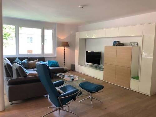 Wohnen - 3 Zimmer Etagenwohnung zur Miete in Friedrichshafen