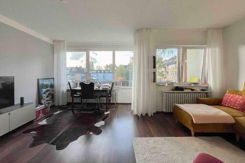 Wohnzimmer (2) - 2 Zimmer Etagenwohnung in Hilden