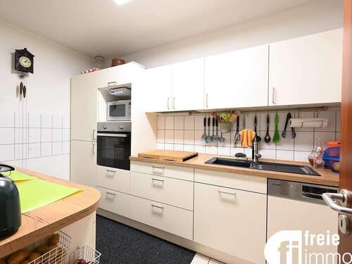 Küche - Etagenwohnung mit 76,30 m&sup2; in Dresden zum Kaufen