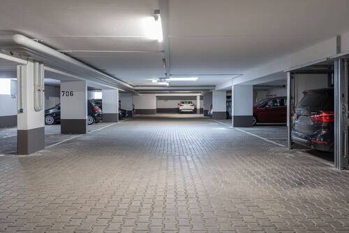 Tiefgarage - 