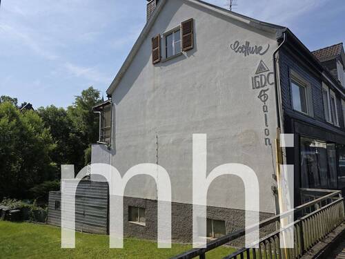 Außenansicht - 1 Zimmer Mehrfamilienhaus, Wohnhaus zum Kaufen in Gummersbach / Derschlag