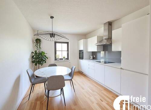 Küche umgestaltet - (KI generiert) - 