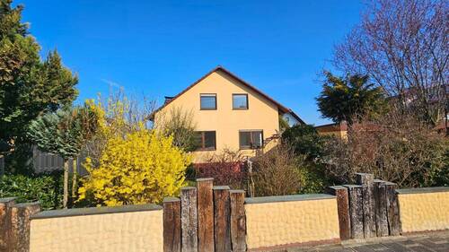 Bild 2 - 6 Zimmer Einfamilienhaus zum Kaufen in Pyrbaum