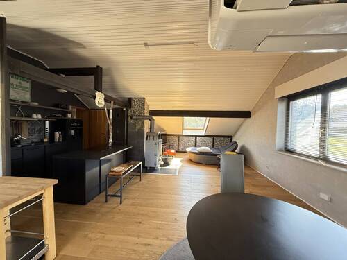 Wohnung Wohnzimmer - Etagenwohnung mit 140,00 m&sup2; in Simmerath / Woffelsbach zum Kaufen