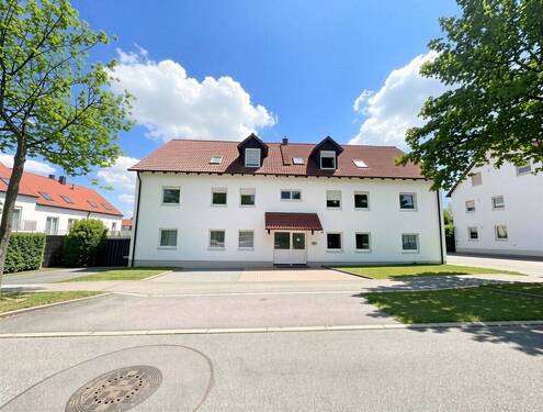 Straßenansicht - 4 Zimmer Etagenwohnung zur Miete in Donauwörth