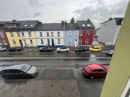 Blick auf die Straße - 6 Zimmer Reihenmittelhaus in Jülich