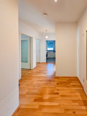 Diele - 3 Zimmer Etagenwohnung zum Kaufen in Rheda-Wiedenbrück