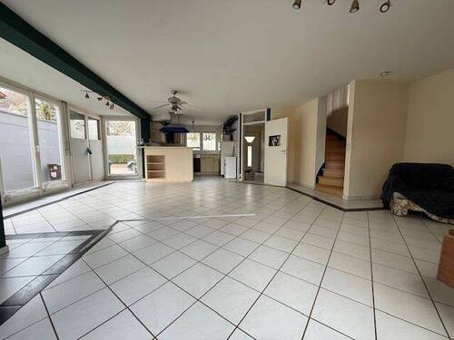 Wohnen/Essen mit Küche - 