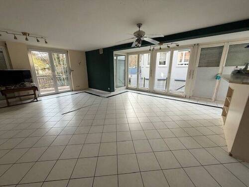 Wohnen/Essen mit Terrasse - 