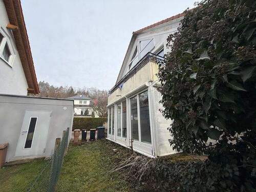 Hausseitenansicht - 5 Zimmer Doppelhaushälfte in Aichtal