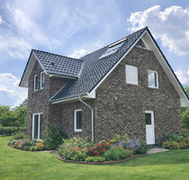 Modernes Landhaus mit Kapitänsgiebel in Geeste